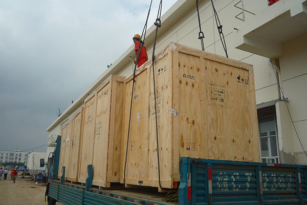 設備吊裝上樓 設備吊裝上樓