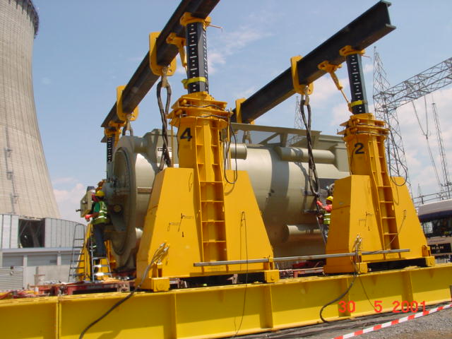 液壓龍門吊該如何進行維護? 液壓龍門吊該如何進行維護?